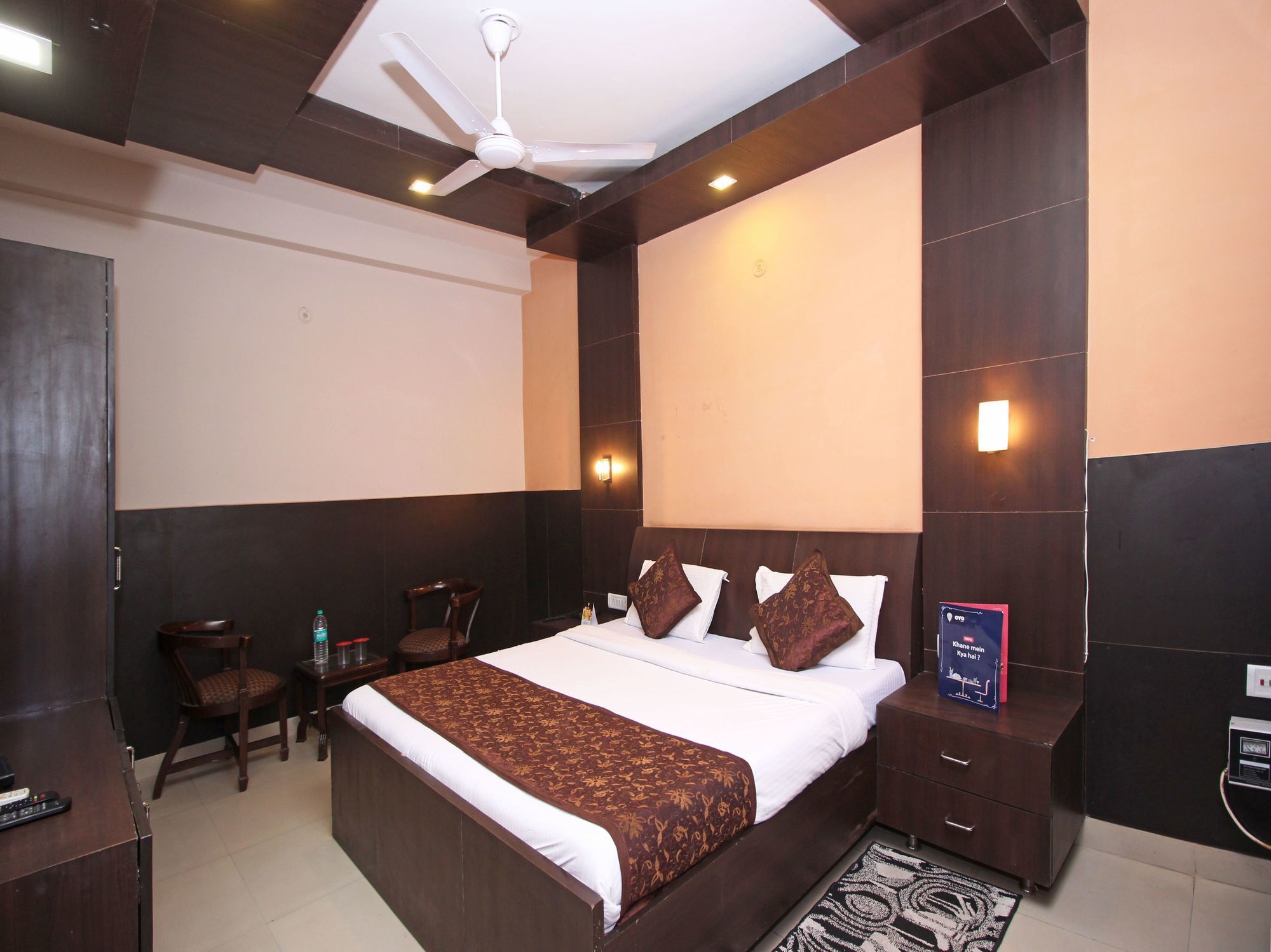 Oyo 576 Hotel Shree Kanta Residency Gurgaon Exterior photo